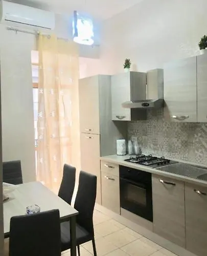 Nicolamore Apartment *